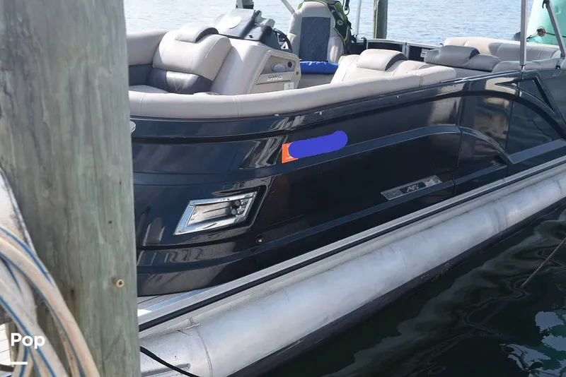 Slide: The Image of Silver Wave SW5 2410 L 2022 - 15779883