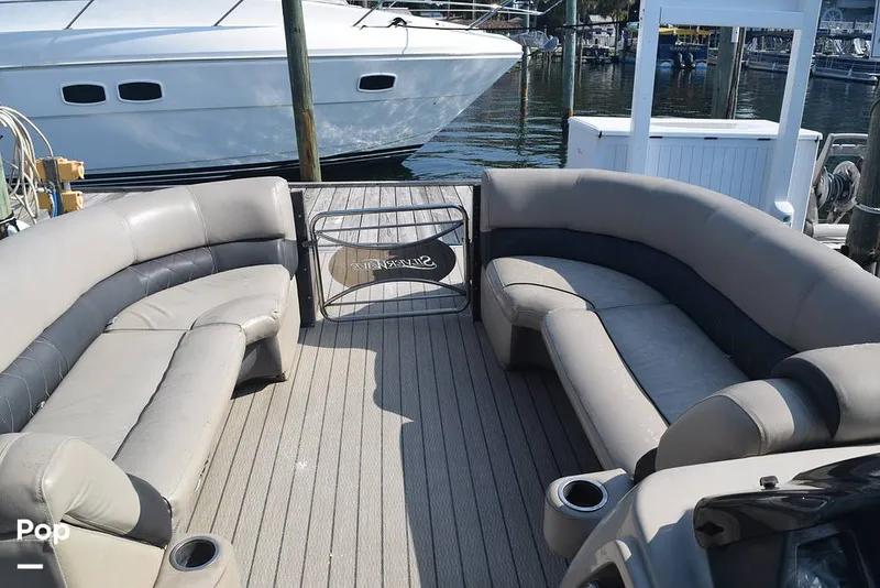 Slide: The Image of Silver Wave SW5 2410 L 2022 - 15779829