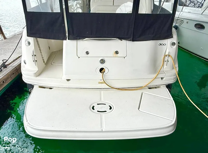 Slide: The Image of Sea Ray 300 Sundancer 2004 - 15819992