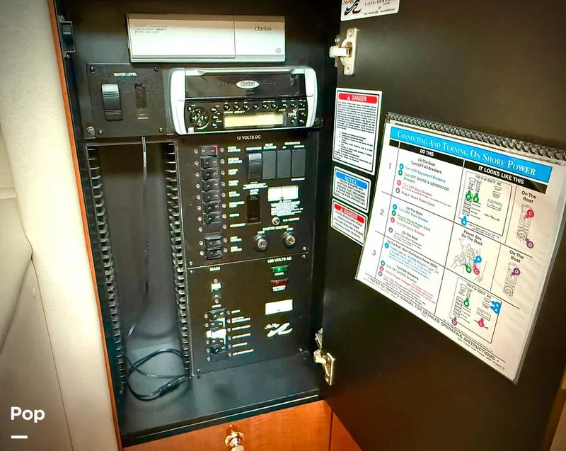 Slide: The Image of Sea Ray 300 Sundancer 2004 - 15820003