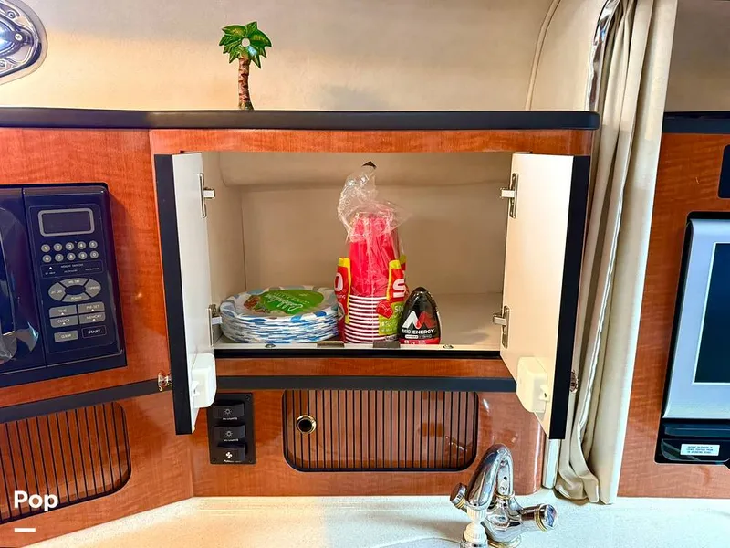 Slide: The Image of Sea Ray 300 Sundancer 2004 - 15819995