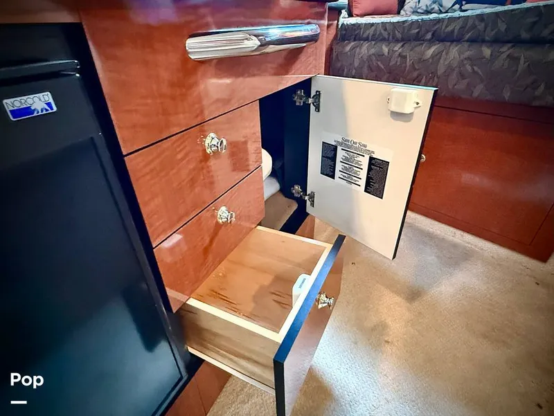 Slide: The Image of Sea Ray 300 Sundancer 2004 - 15820035