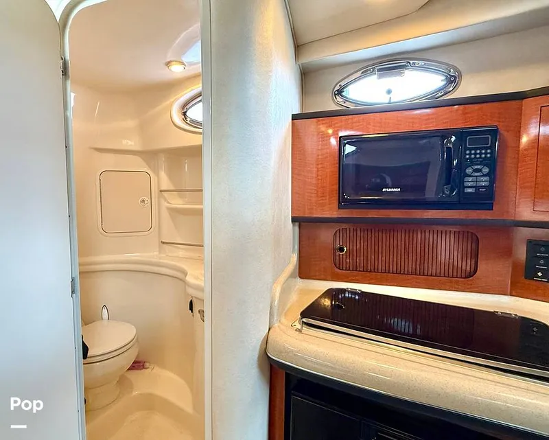 Slide: The Image of Sea Ray 300 Sundancer 2004 - 15820038