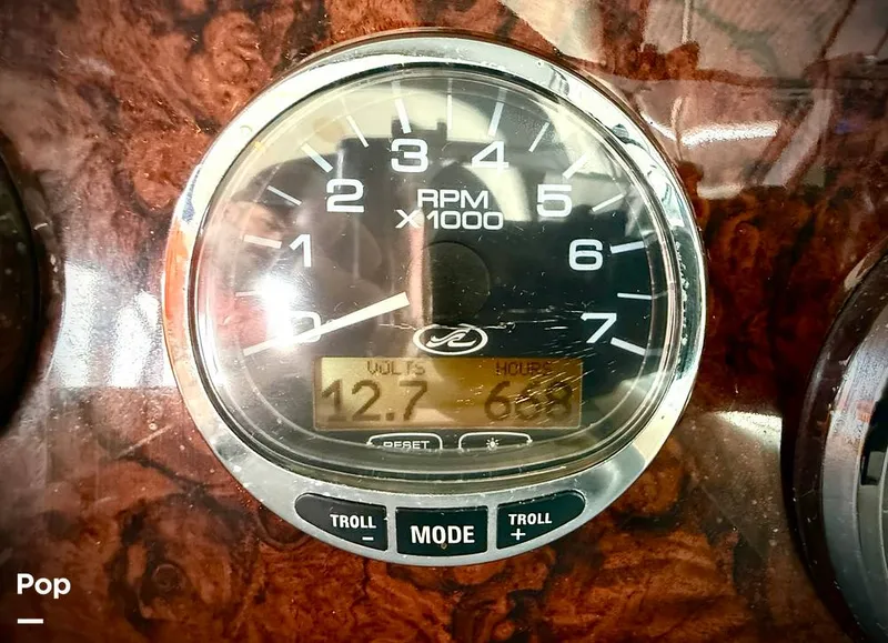 Slide: The Image of Sea Ray 300 Sundancer 2004 - 15820058