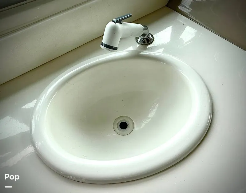 Slide: The Image of Sea Ray 300 Sundancer 2004 - 15820062