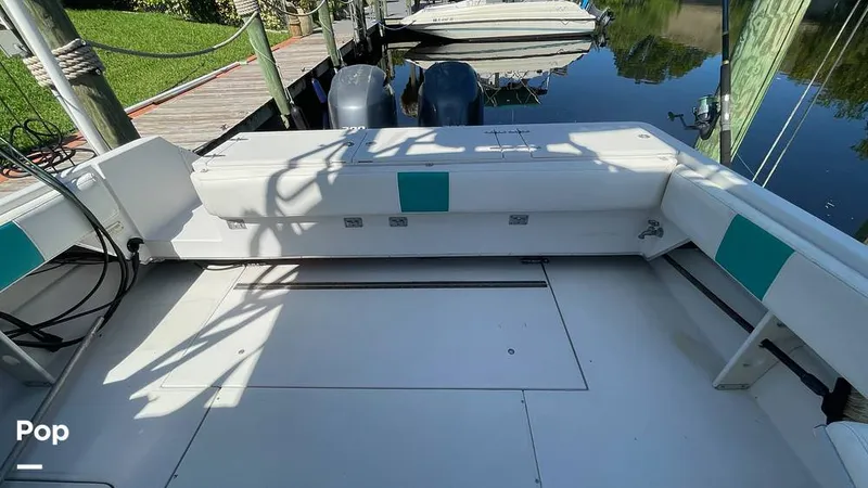 Slide: The Image of Large Cockpit, Removable Bench - 15785496