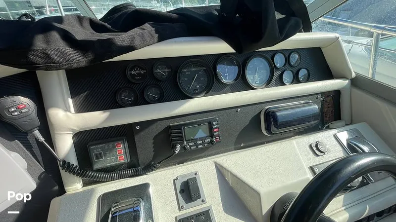 Slide: The Image of Sea Ray 370 Express Cruiser 1994 - 15892243