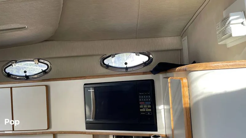 Slide: The Image of Sea Ray 370 Express Cruiser 1994 - 15892282