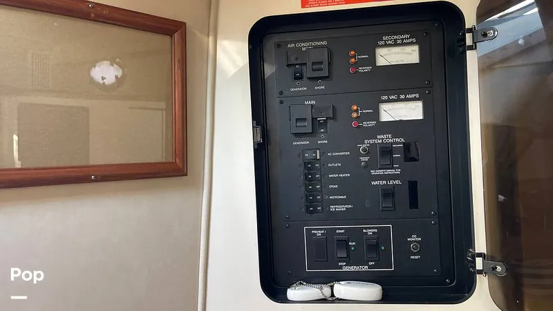 Slide: The Image of Sea Ray 370 Express Cruiser 1994 - 15892281