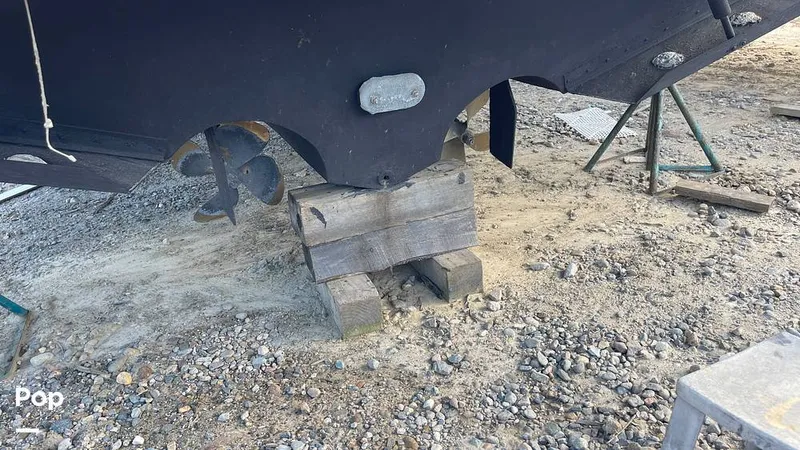 Slide: The Image of Sea Ray 370 Express Cruiser 1994 - 15892231