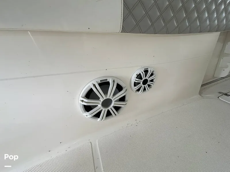 Slide: The Image of Sea Fox Commander 286 2010 - 15815184