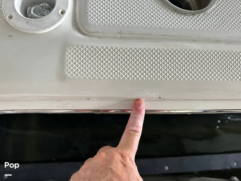 Slide: The Image of Sea Fox Commander 286 2010 - 15815200