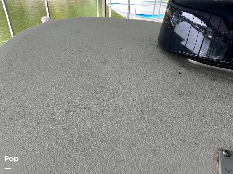 Slide: The Image of Sea Fox Commander 286 2010 - 15815205