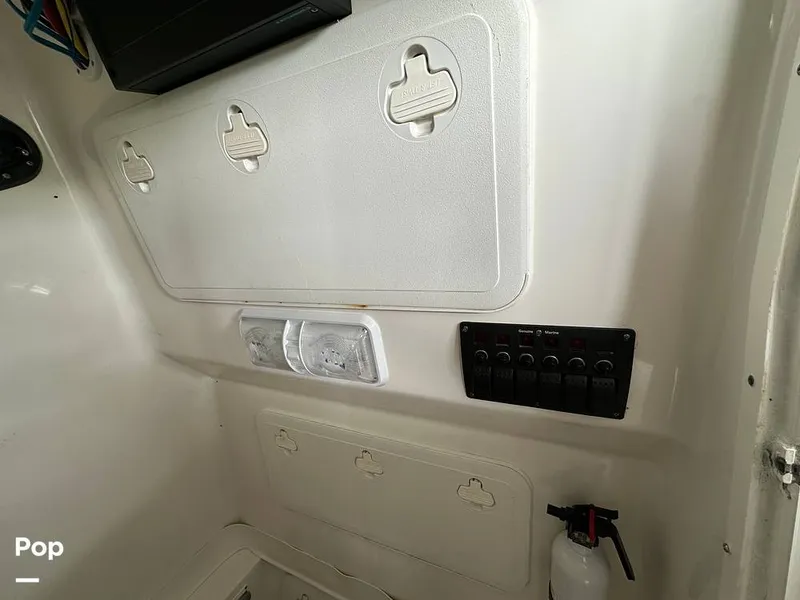 Slide: The Image of Sea Fox Commander 286 2010 - 15815004