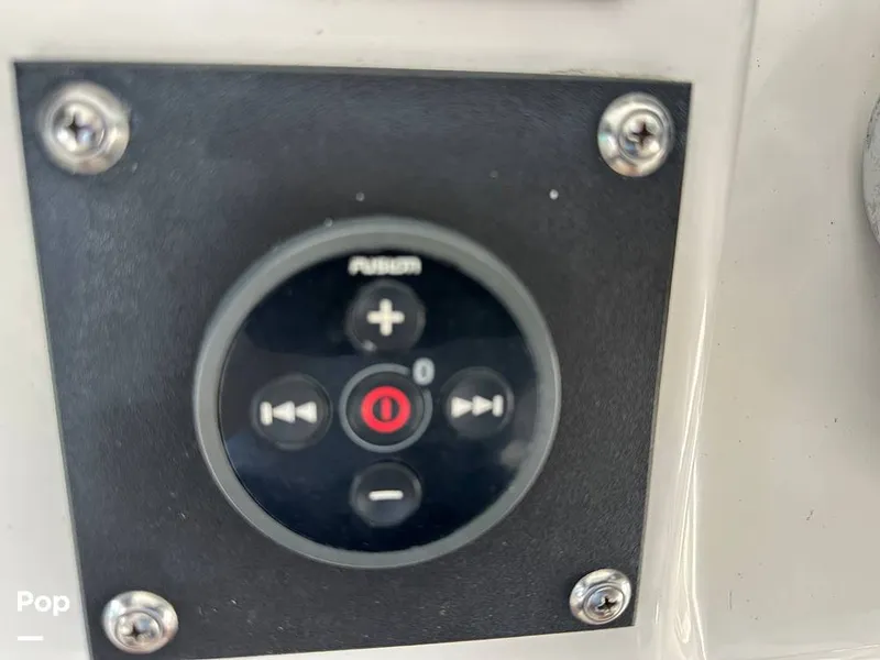 Slide: The Image of Sea Fox Commander 286 2010 - 15815018