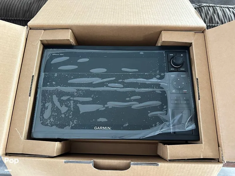 Slide: The Image of Sea Fox Commander 286 2010 - 15815023