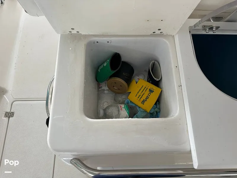 Slide: The Image of Sea Fox Commander 286 2010 - 15815029