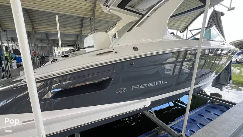 Slide: The Image of Regal 2800 2020 - 15770700