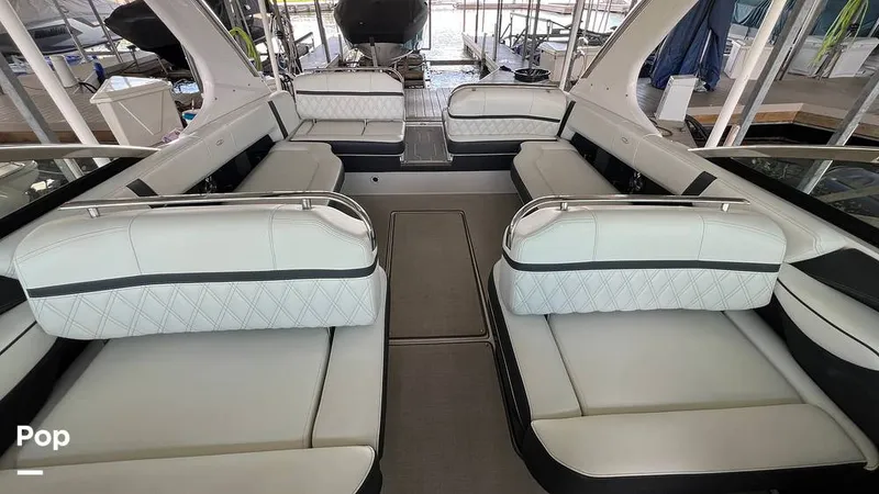 Slide: The Image of Regal 2800 2020 - 15770514