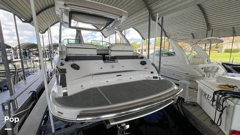 Slide: The Image of Regal 2800 2020 - 15770507