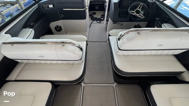 Slide: The Image of Regal 2800 2020 - 15770517