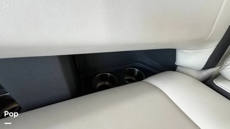 Slide: The Image of Regal 2800 2020 - 15770529