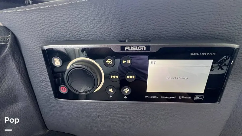 Slide: The Image of Regal 2800 2020 - 15770531