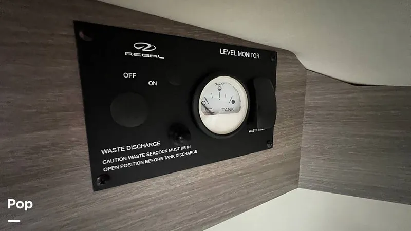 Slide: The Image of Regal 2800 2020 - 15770625