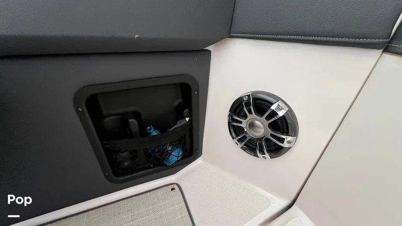 Slide: The Image of Regal 2800 2020 - 15770630