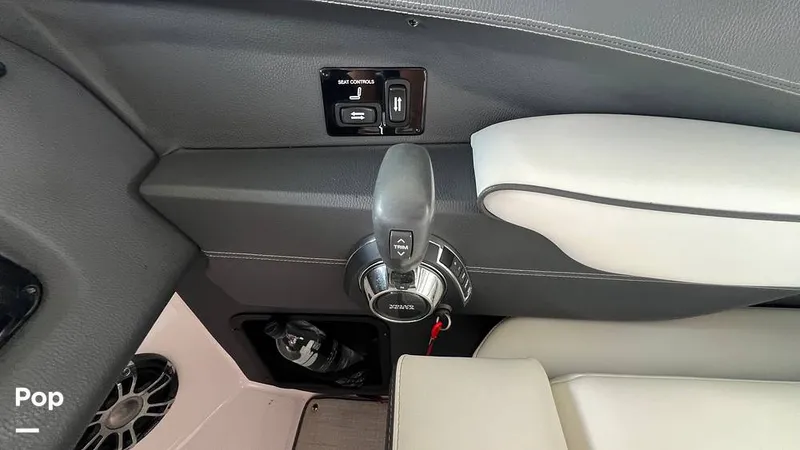 Slide: The Image of Regal 2800 2020 - 15770632