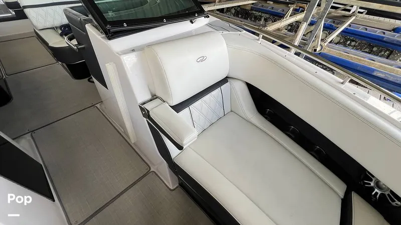 Slide: The Image of Regal 2800 2020 - 15770655