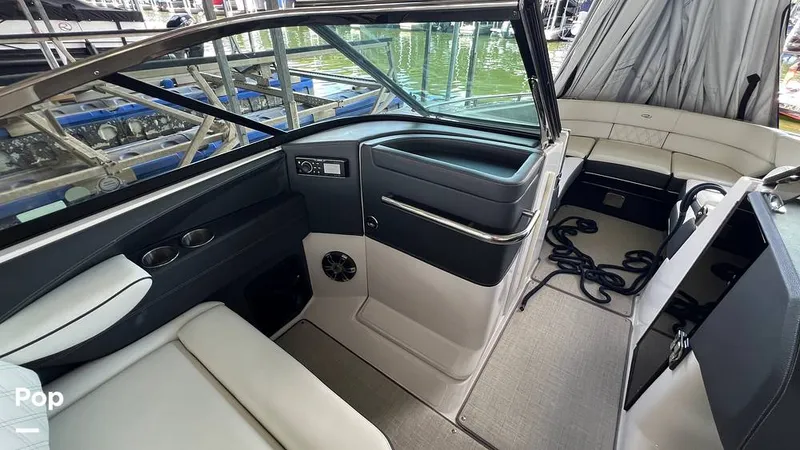 Slide: The Image of Regal 2800 2020 - 15770627