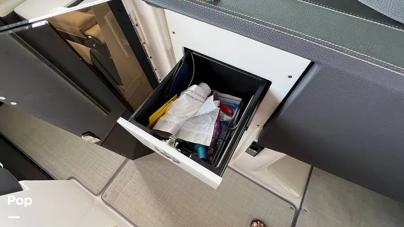 Slide: The Image of Regal 2800 2020 - 15770663