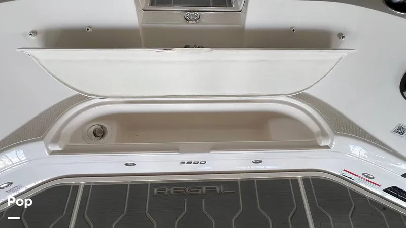 Slide: The Image of Regal 2800 2020 - 15770678