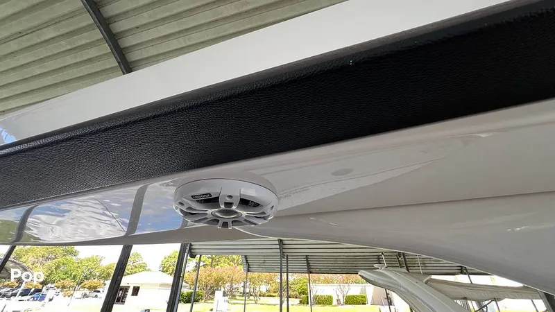 Slide: The Image of Regal 2800 2020 - 15770682