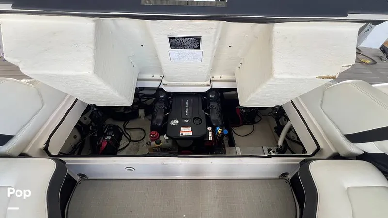 Slide: The Image of Regal 2800 2020 - 15770683