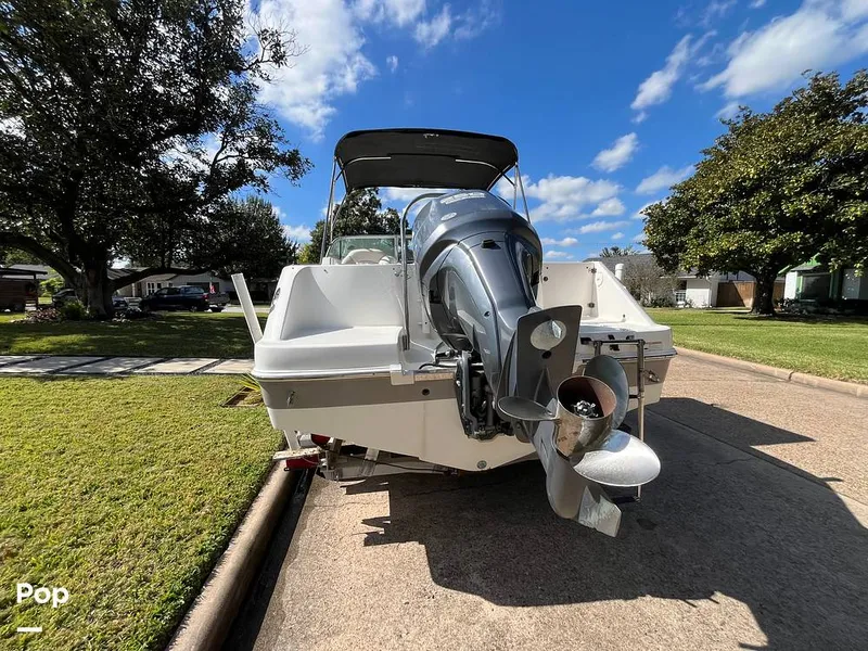 Slide: The Image of Robalo R227 2007 - 16030017