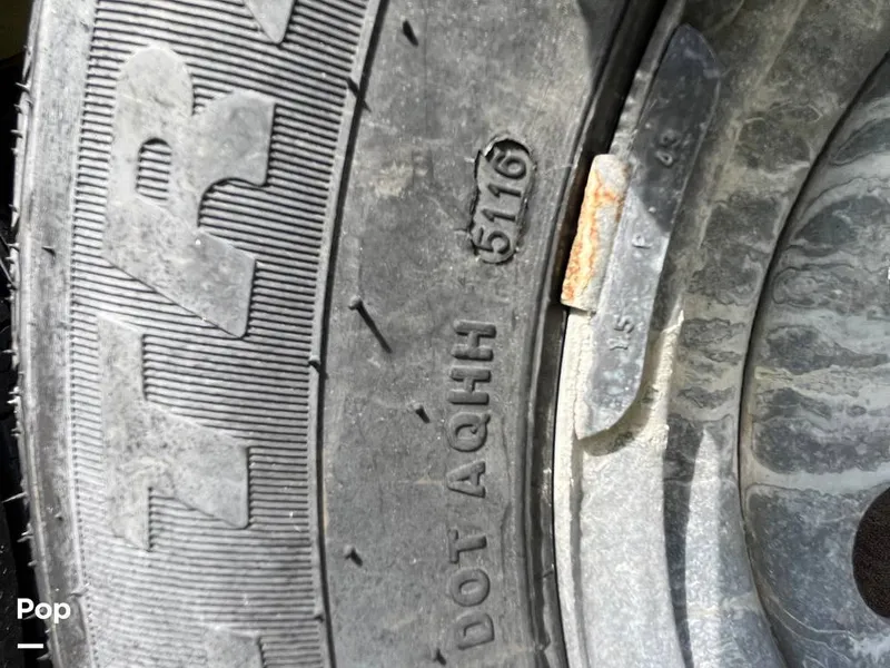 Slide: The Image of Tire Date Code - 16029969