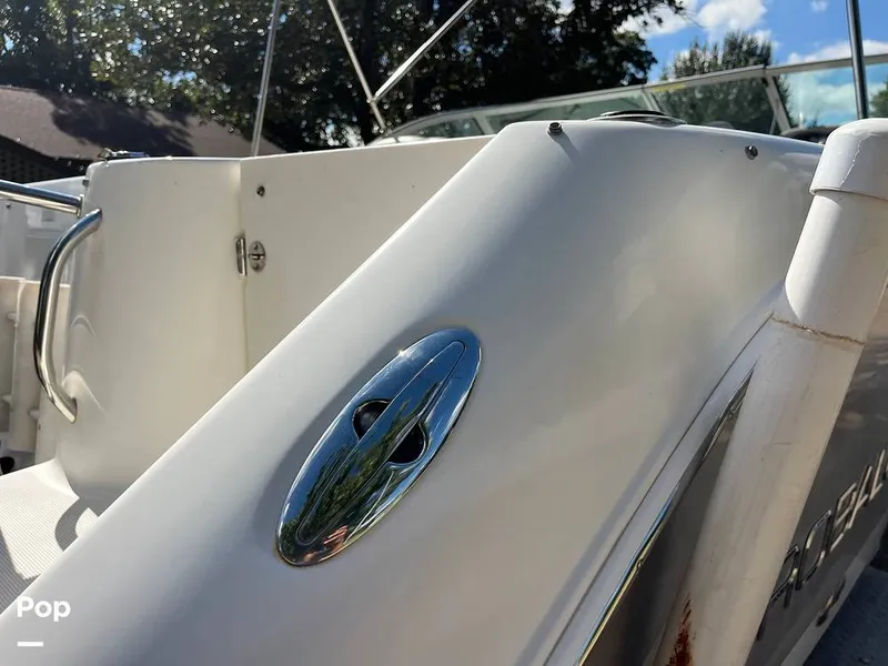 Slide: The Image of Robalo R227 2007 - 16030000