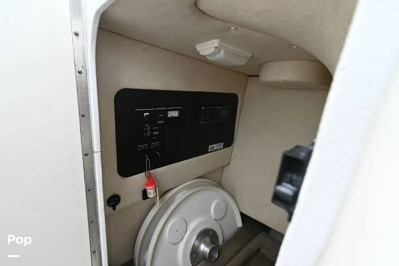 Slide: The Image of Sea Ray 300 SLX 2010 - 15835278