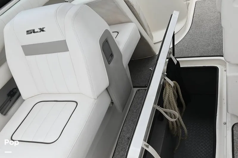 Slide: The Image of Sea Ray 300 SLX 2010 - 15835287