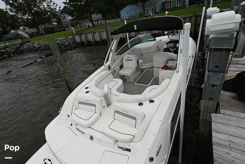 Slide: The Image of Sea Ray 300 SLX 2010 - 15835276