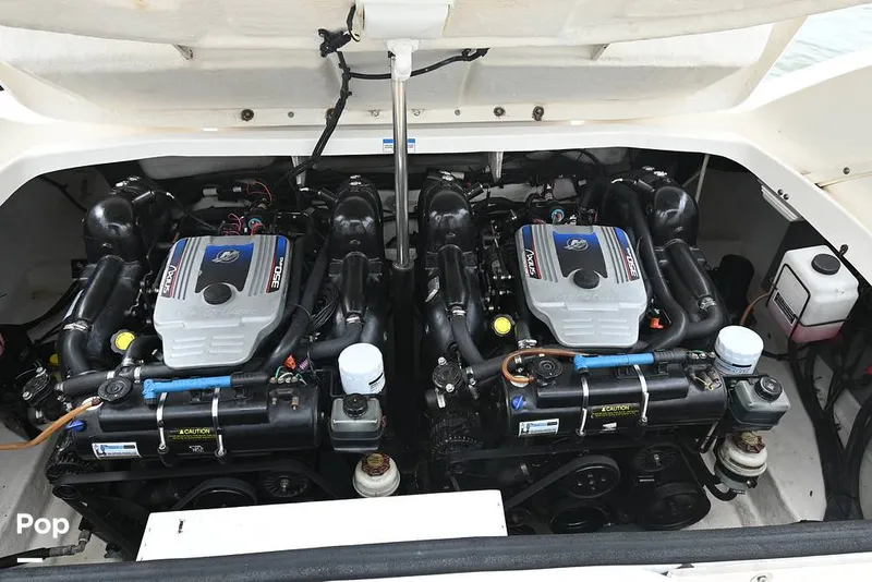 Slide: The Image of Sea Ray 300 SLX 2010 - 15835285