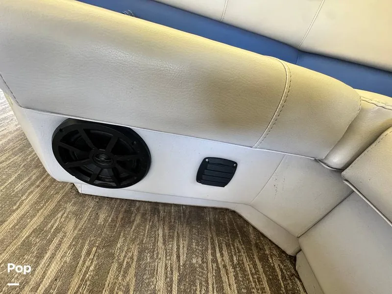 Slide: The Image of Speakers - 15779690