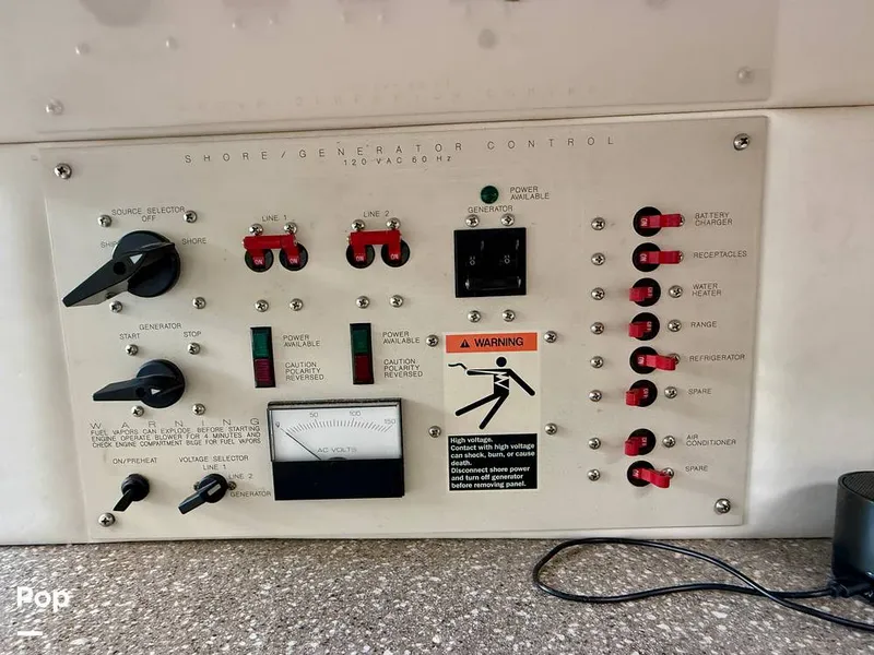 Slide: The Image of Maxum 3300 SCR 2000 - 15799575