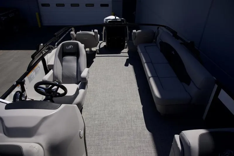 Slide: The Image of Barletta Boats ARIA A24CC 2025 - 10