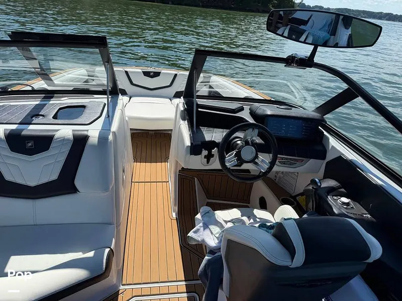 Slide: The Image of Nautique G23 2022 - 15754083