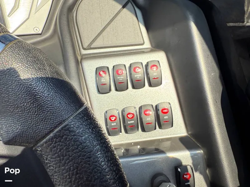 Slide: The Image of Supreme S220 2023 - 15816424