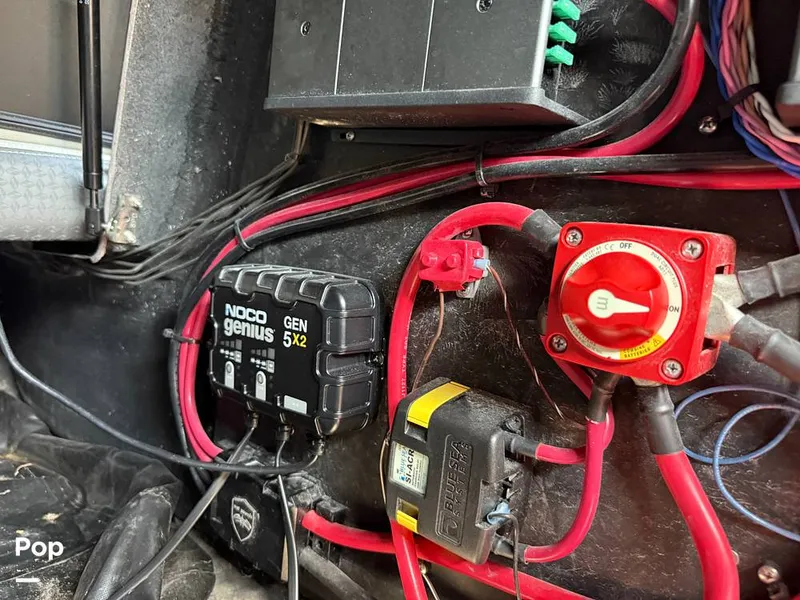 Slide: The Image of Supreme S220 2023 - 15816426