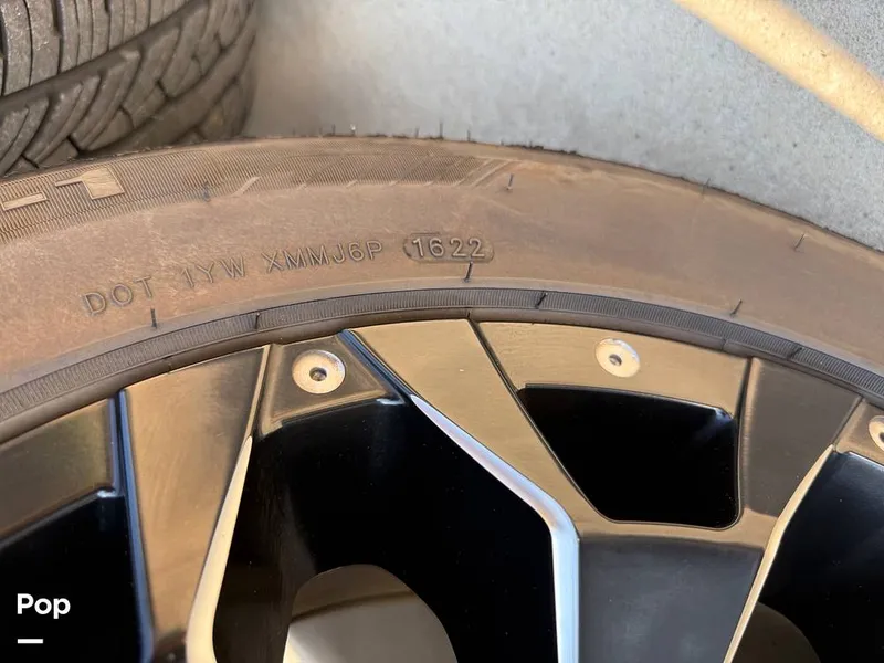 Slide: The Image of Supreme S220 2023 - 15816335